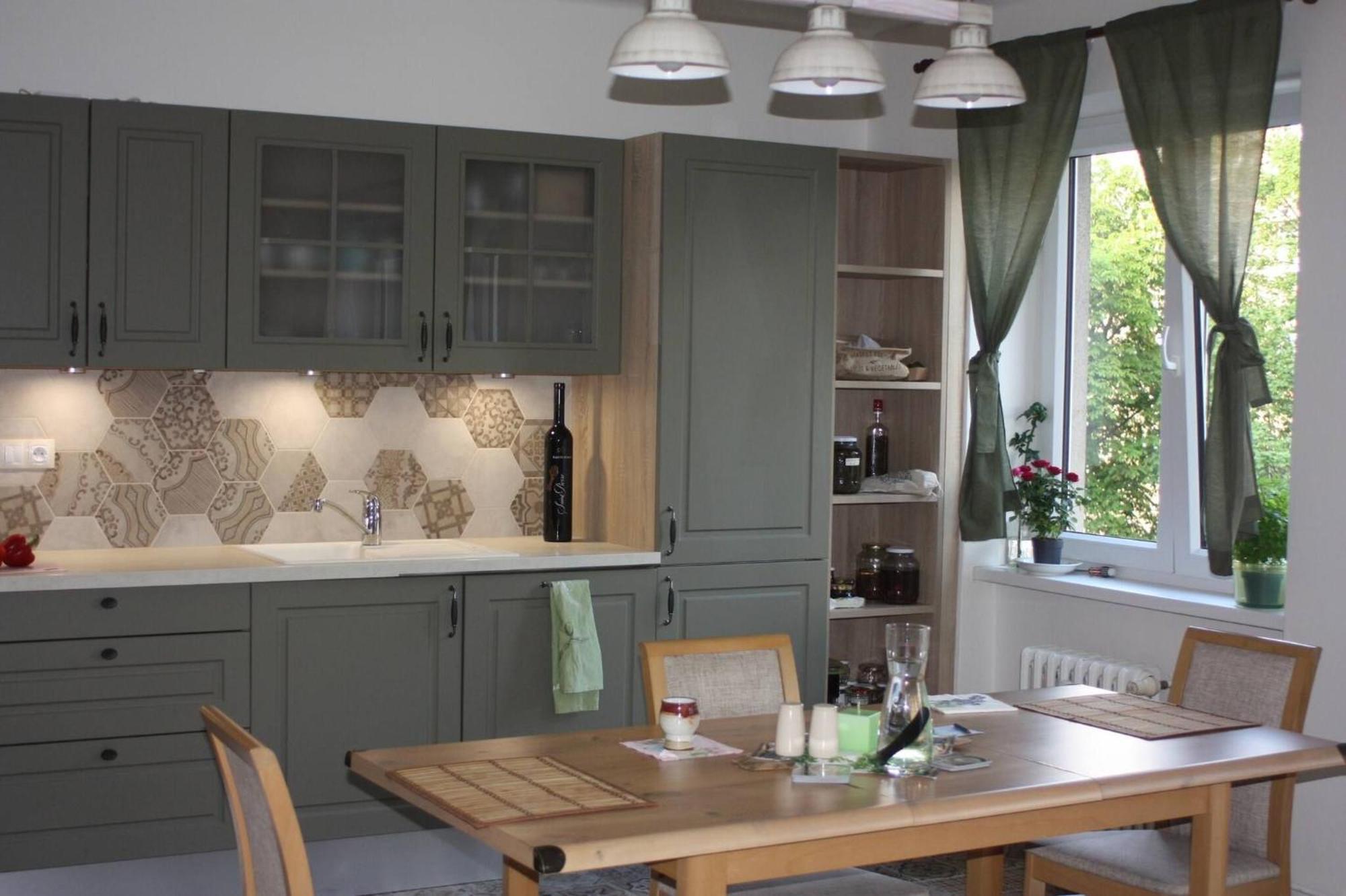 Lovely And Freshly Renovated In 10 Praga